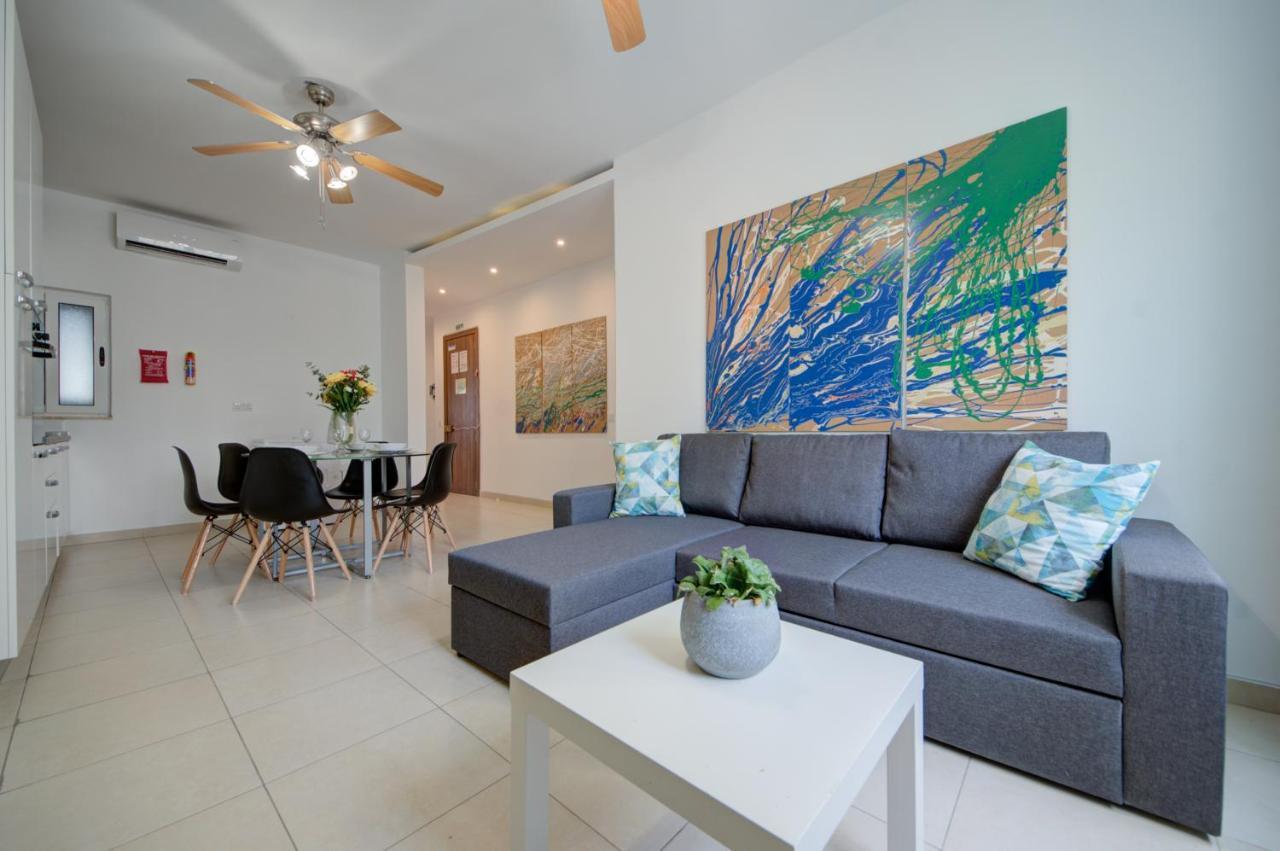 Azure Haven - Gzira Apartments And Penthouse By Shortletsmalta Exteriér fotografie