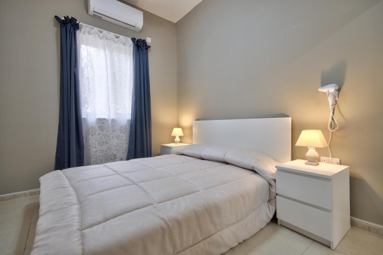 Azure Haven - Gzira Apartments And Penthouse By Shortletsmalta Exteriér fotografie