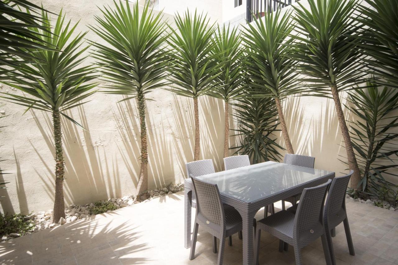 Azure Haven - Gzira Apartments And Penthouse By Shortletsmalta Exteriér fotografie